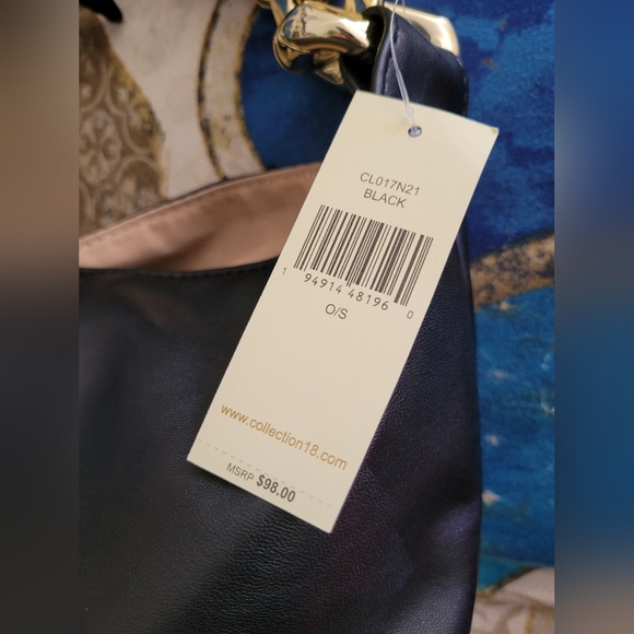 Collection XIIX - Picture 2 of 3